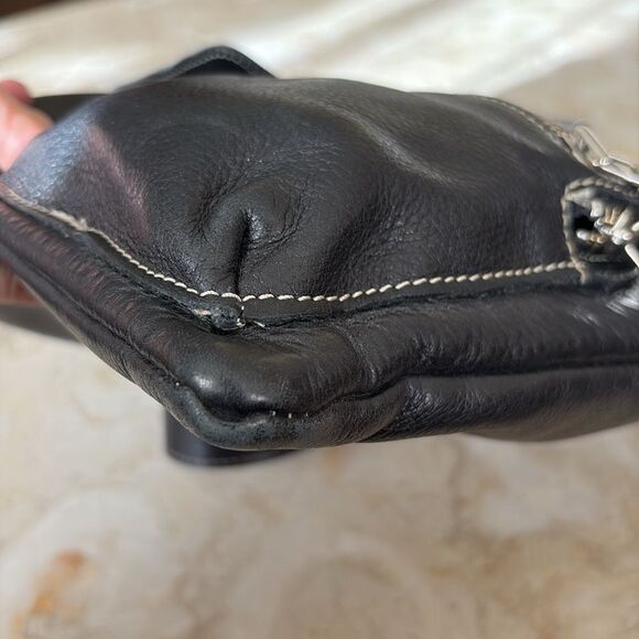 Roots Leather Venetian Tribe Large Cross Body Bag Black - Picture 9 of 16